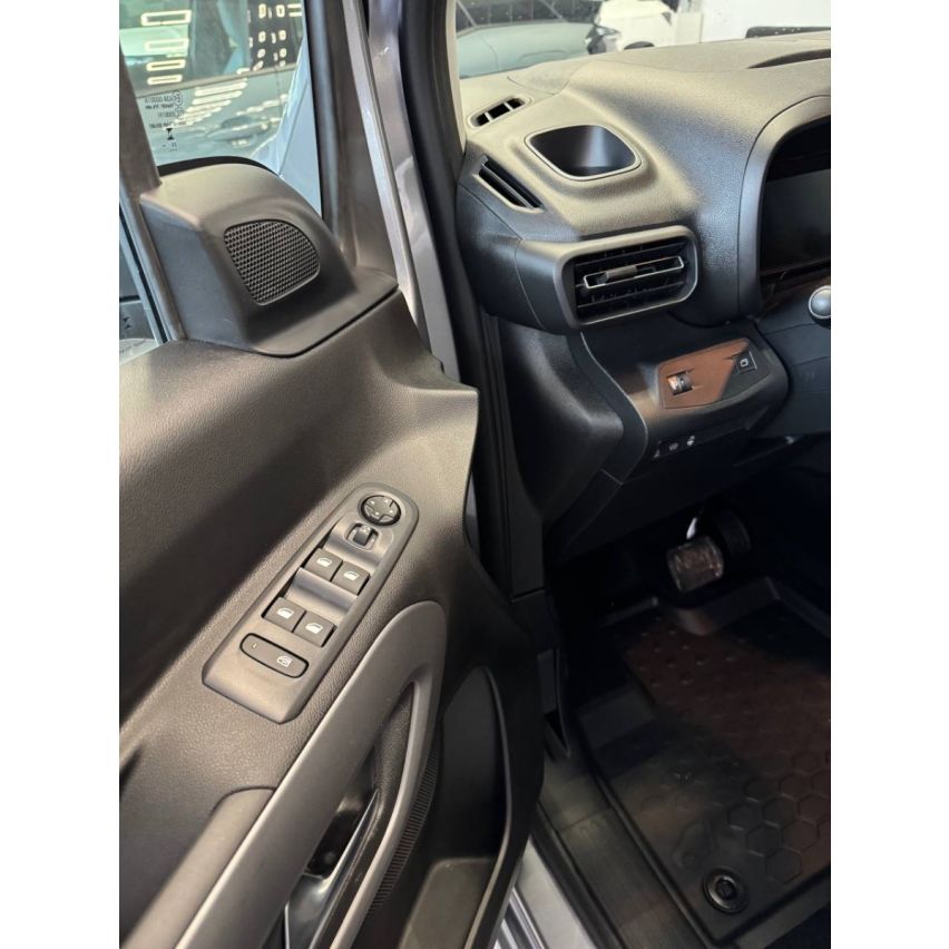 Citroën Berlingo VP L2 1.5 BlueHDi 130 S&S АКПП-8