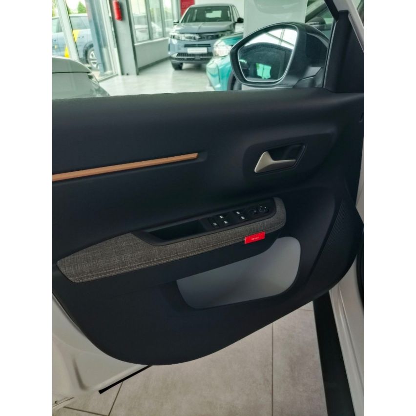 Citroën C3 Aircross PLUS 1.2 PureTech 100 6-МКПП