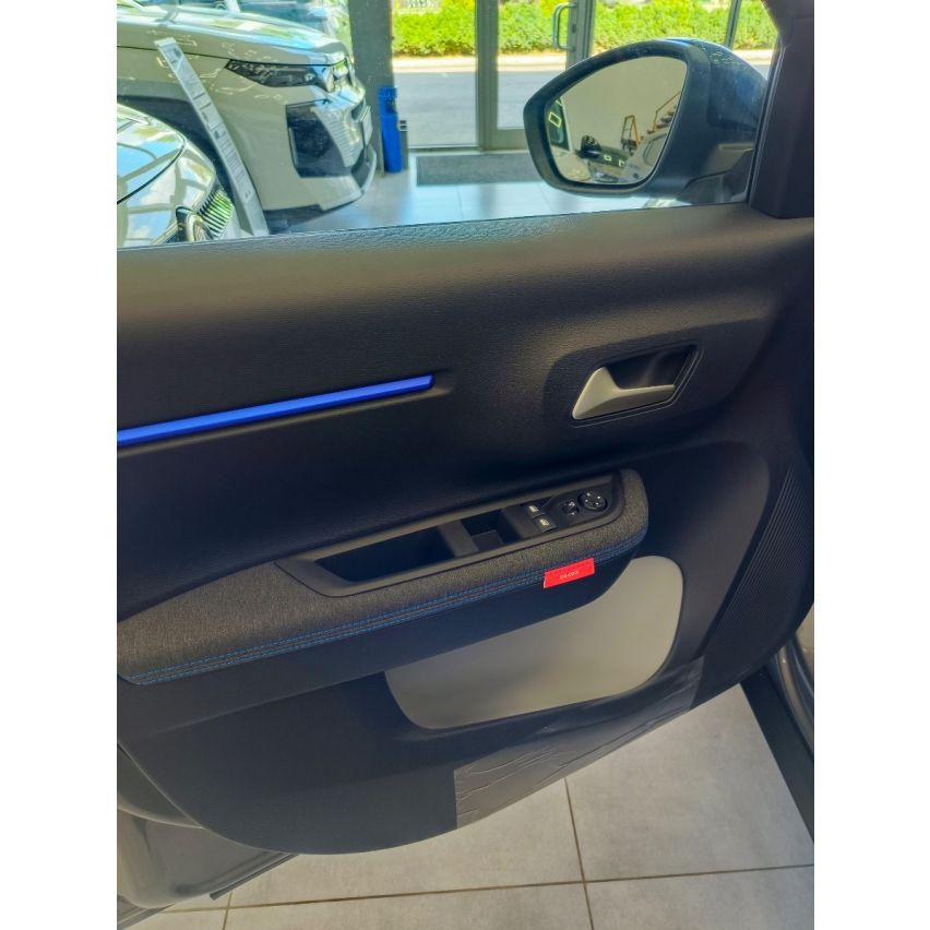 Citroën C3 PLUS 1.2 PureTech 100 6-МКПП